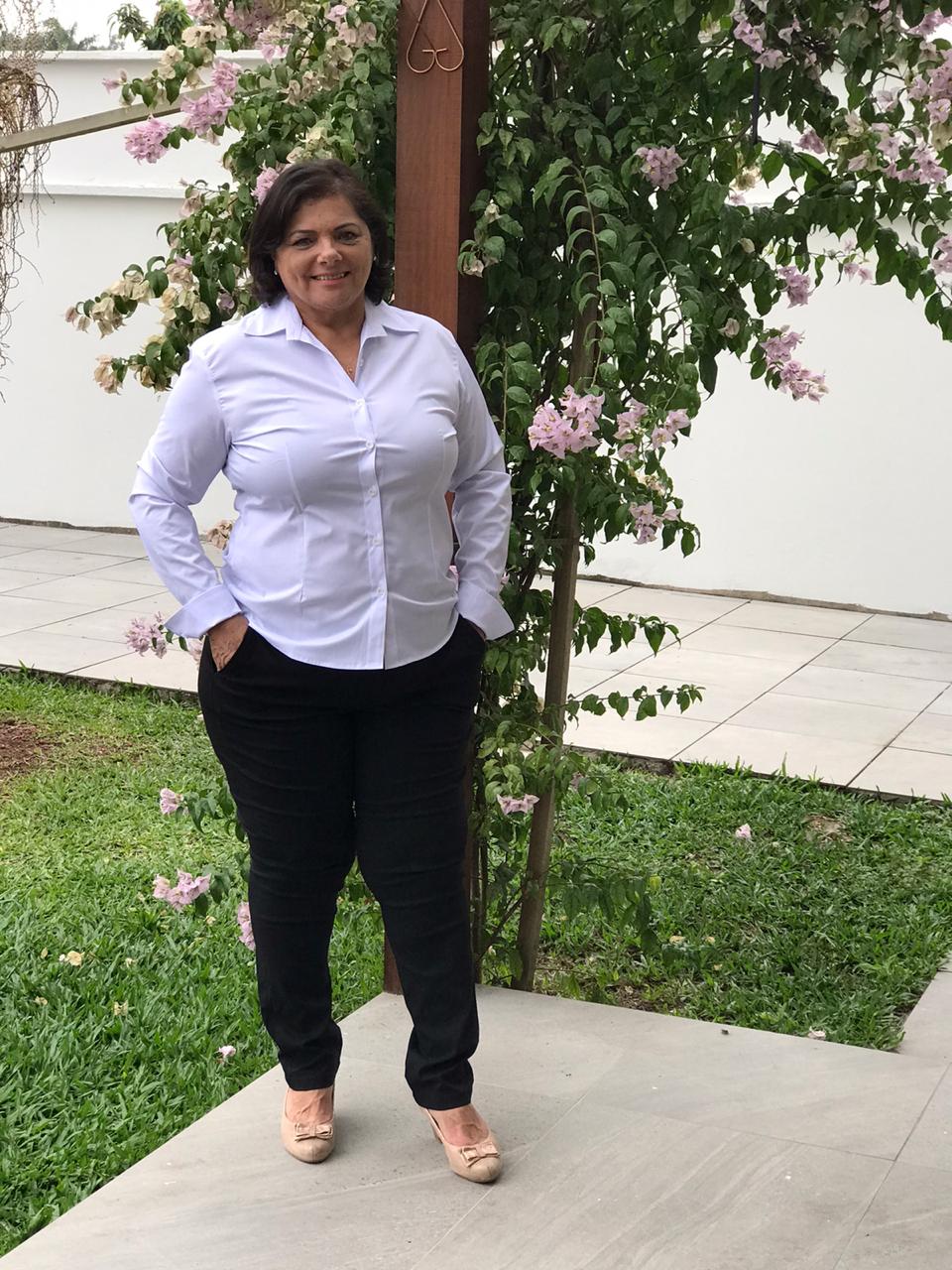 Camisa Slim Lisa Feminina - Botão ML - Imagem 4