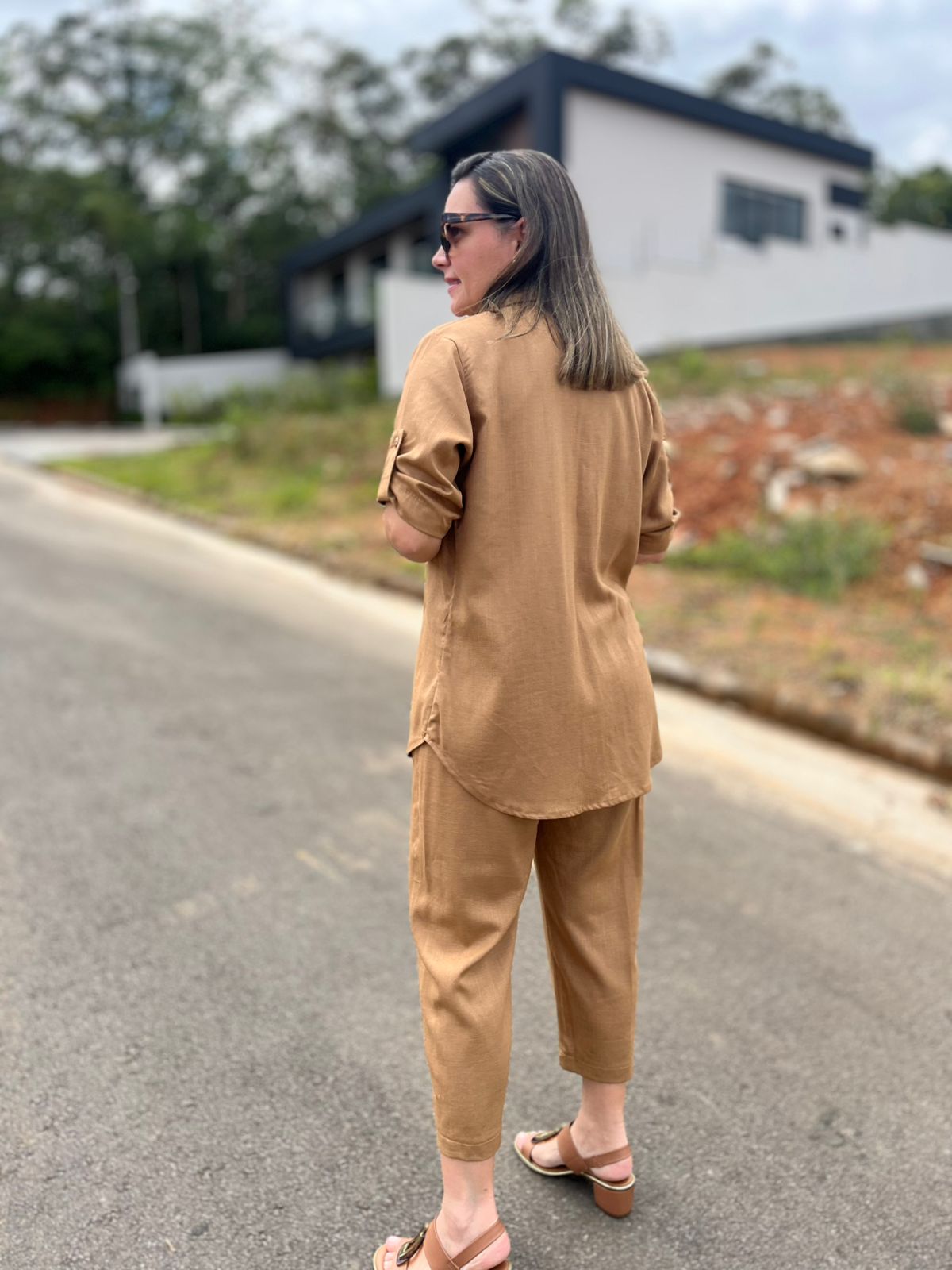 Camisa Linho mg c/ Martingala - Imagem 3