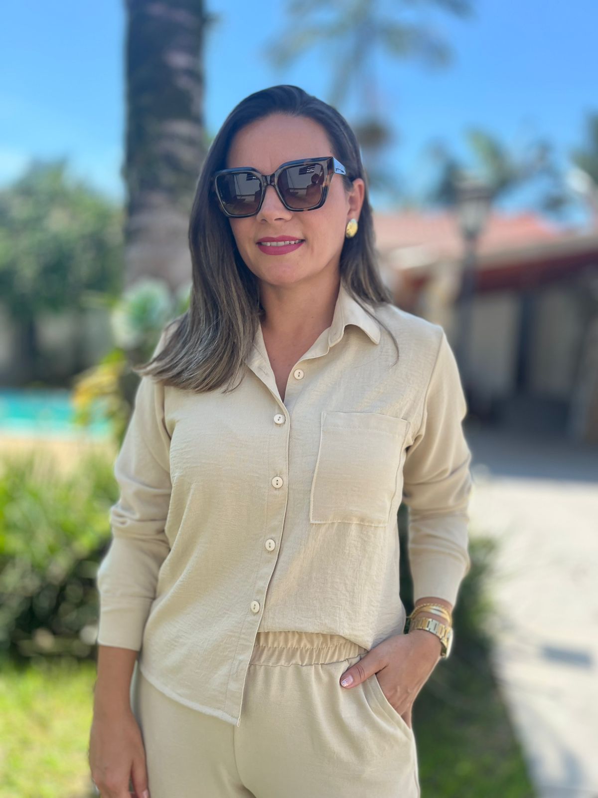 Camisa Cropped Crepe c/bolso