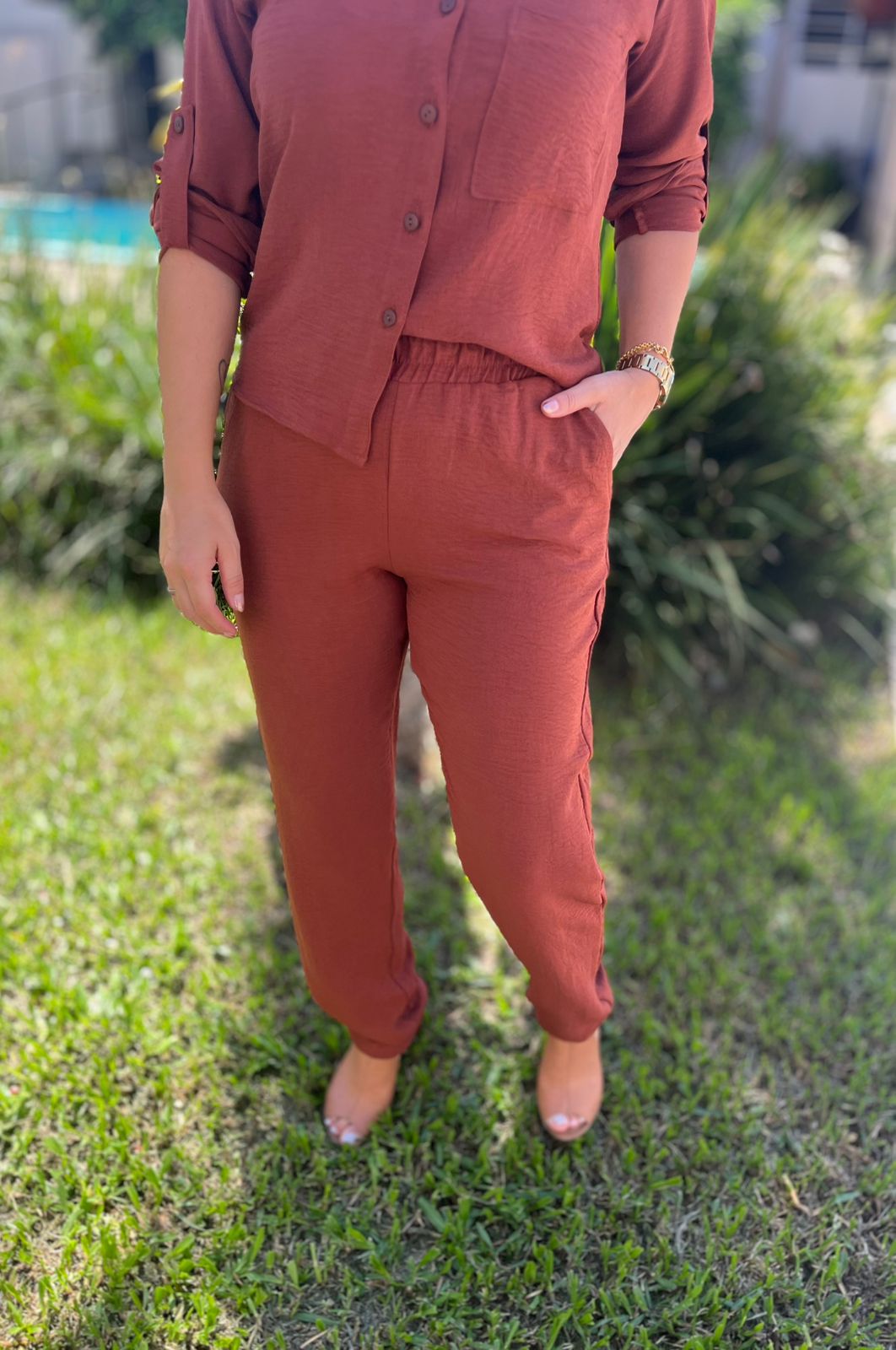 Camisa Cropped Crepe c/bolso - Imagem 8