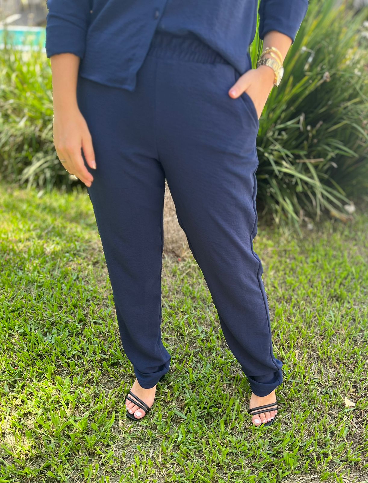 Camisa Cropped Crepe c/bolso - Imagem 14