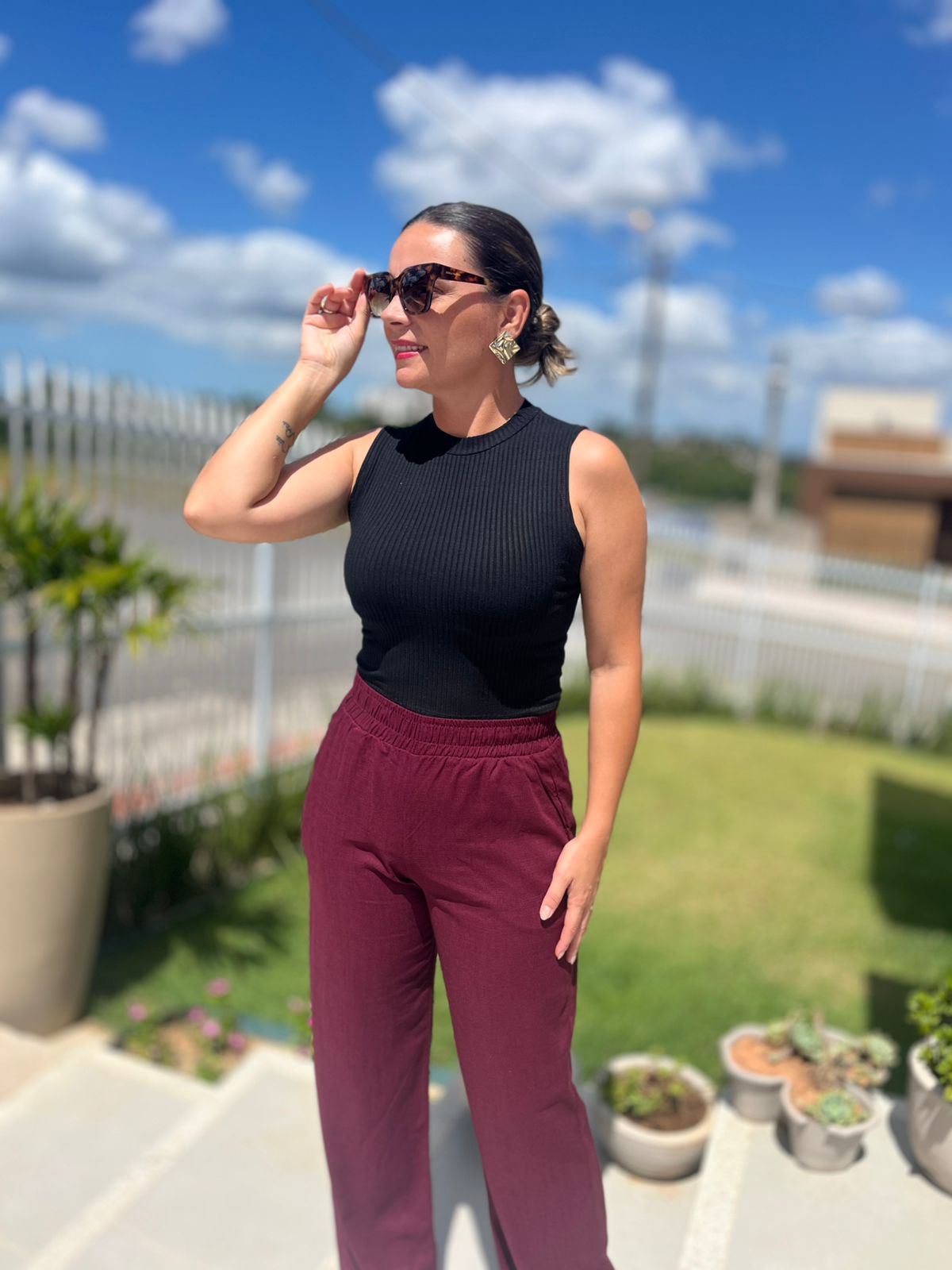 Calça Pantalona Linho c/elástico e bolso traseiro